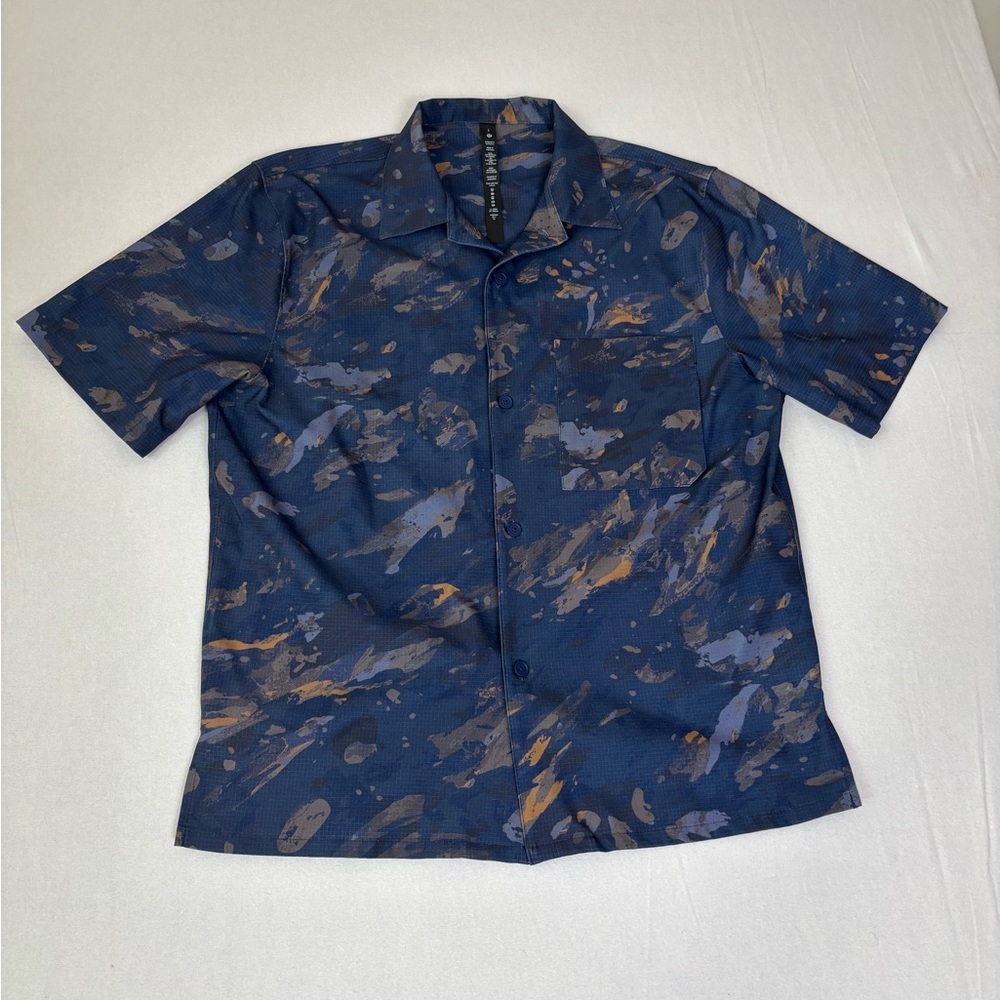 Lululemon Airing Easy Camp Collar Shirt Mens’s Small Defect